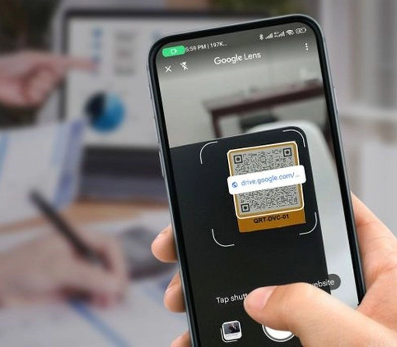 Dùng Google Lens để quét mã QR